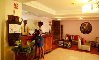 Hotel Bon Voyage