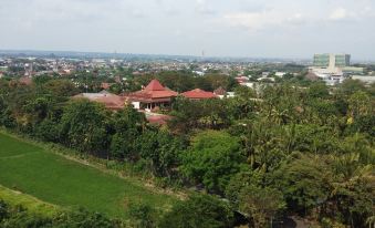 Lorin Syariah Solo Hotel