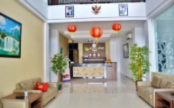 Kaimana Beach Hotel 2 Hotels in 