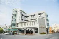 Rainbow Hotel