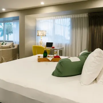 Pacific Hotel Cairns Отели в г. Кэрнс