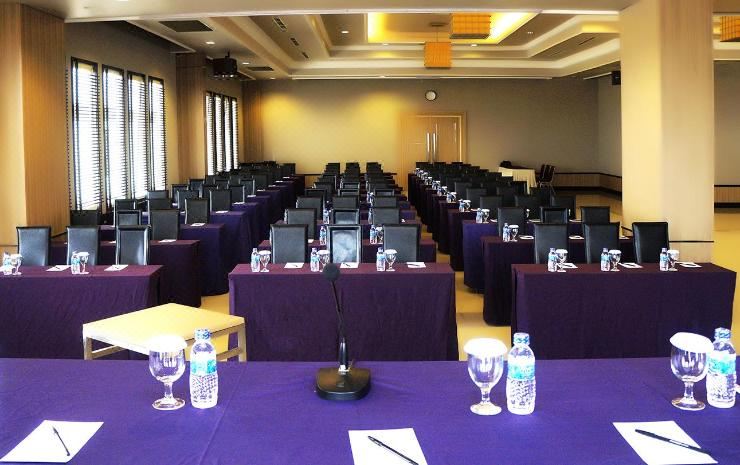 2. 오차드 호텔 가..