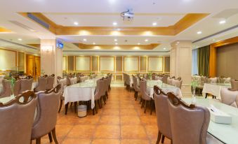 Vienna Hotel (Shanghai Meilan Lake Metro Station) - Housity