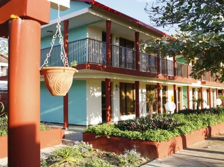 Islazul Villa Yaguanabo Отели рядом с Аэропорт Кинфуегос