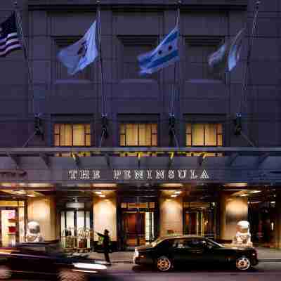 The Peninsula Chicago Hotel Exterior