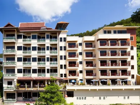 Jiraporn Hill Resort