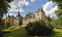 Zamek Kliczków Hotels in Kruszyn