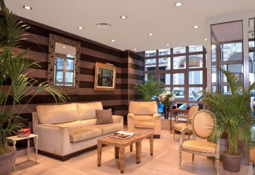 호텔 볼니 오페라 이미지