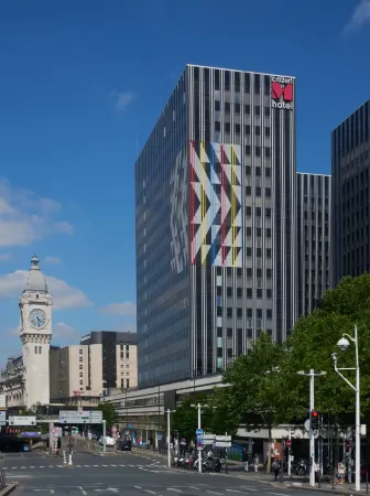 citizenM Paris Gare de Lyon Отели рядом с достопримечательностью «Curie Museum»