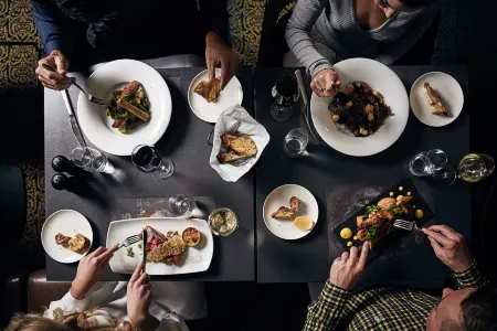 Rydges Sydney Airport Hotel an EVT hotel Отели в г. Sydenham