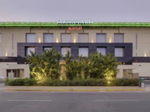 Courtyard Kochi Airport Hotels in Ernakulam