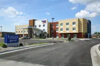 Fairfield Inn & Suites East Grand Forks Отели в г. Ист-Гранд-Форкс