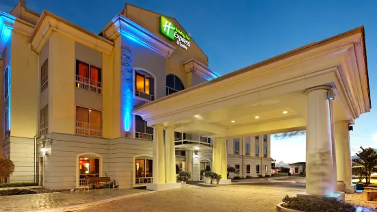 Holiday Inn Express & Suites Trincity Trinidad Airport