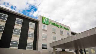 holiday-inn-calgary-south-conference-center-an-ihg-hotel