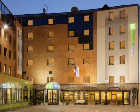 Holiday Inn Express ARRAS by IHG Hoteles en Arrás