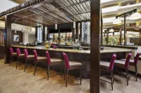 DoubleTree by Hilton Rapid City Downtown Convention Center - bar