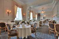 Althoff Grandhotel Schloss Bensberg - breakfast