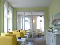 فرستنهوف آم باوهاوس فايمار Hotels near متحف نحلة