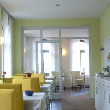 Hotel & Apartments Fürstenhof am Bauhaus