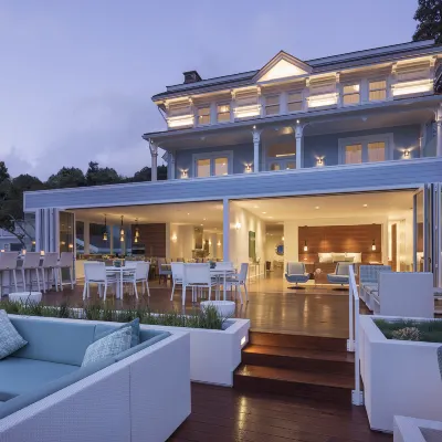 Casa Madrona Hotel and Spa Hotels near Alcatraz