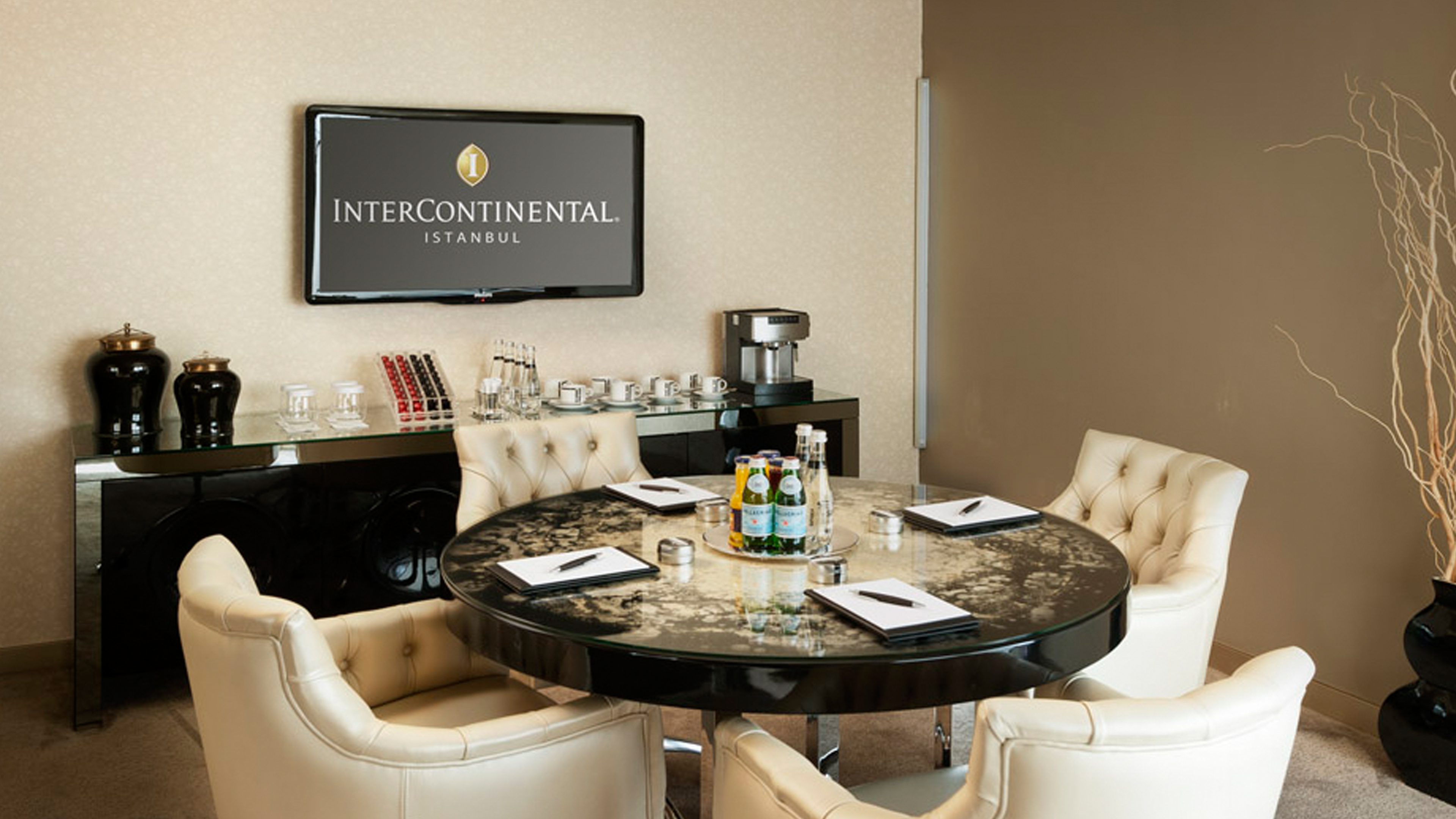 InterContinental İstanbul, Bir IHG Oteli (InterContinental Istanbul, an Ihg Hotel)