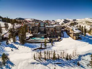 Stein Eriksen Residences