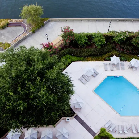 Sheraton Norfolk Waterside Hotel