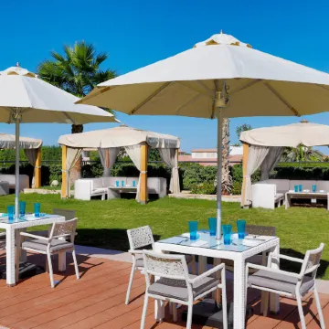 Marriott Hotel Al Forsan, Abu Dhabi Отели рядом с достопримечательностью «Город Масдар»