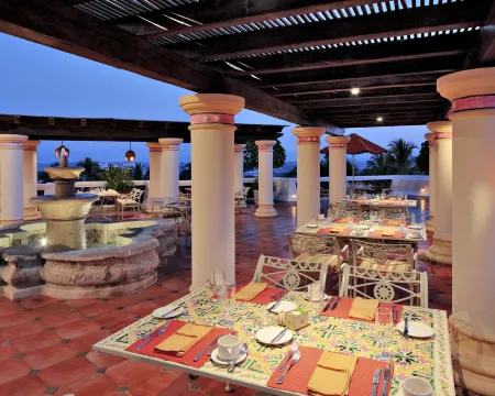 Grand Isla Navidad Golf & Spa Resort with Marina