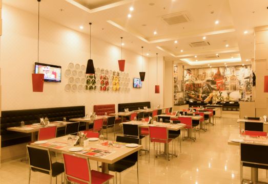 Lemon Tree Hotel Sector 60 Gurugram Hotel Overview