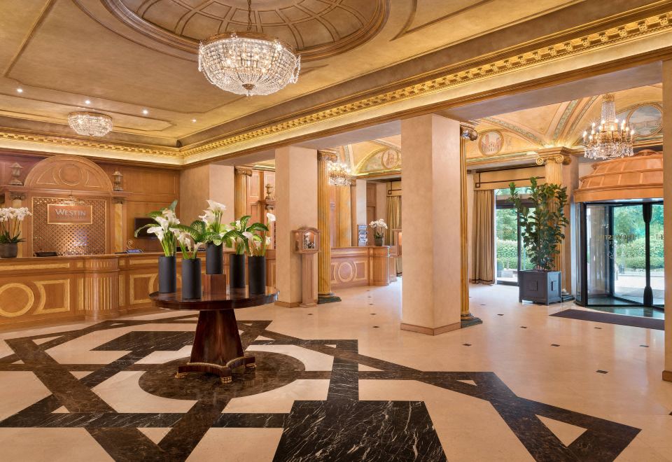 1. 더 웨스틴 팰리..