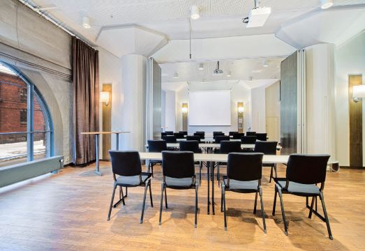 스칸딕 그랜드 마리나 조식 홀