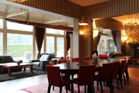 Bastion Hotel Apeldoorn Het Loo - breakfast