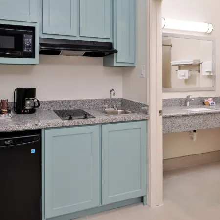 Scottish Inn & Suites - Conroe