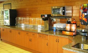 Stillwater Inn & Suites