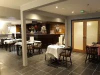 Matty's Pub - Apartment's Hotels in Carlow