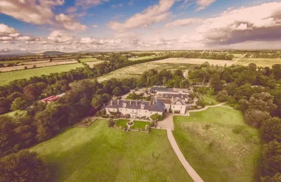 鄧布魯蒂田園酒店