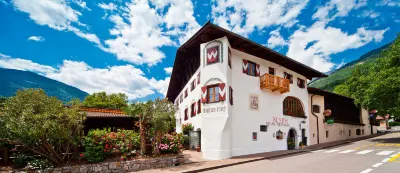 Ruster Resort Hotels in Tirolo
