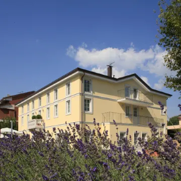 Hotel Eden Отели рядом с достопримечательностью «Duino Castle»