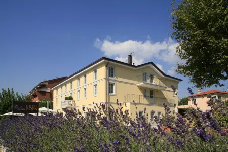 Hotel Eden Отели в г. Duino