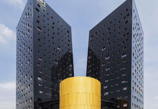 4. NH 밀라노 피..