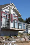 Sands on Golden Lake Hotels in North Algona Wilberforce
