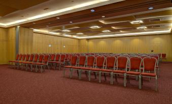 VIP Executive Entrecampos - Hotel & Conference