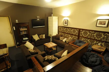 Hostel Deco Отели рядом с достопримечательностью «Мариацкий костел»