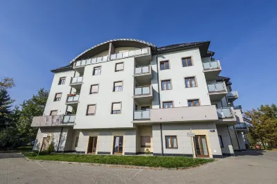 Mala Italia Apartments Hotels in Trzebnica