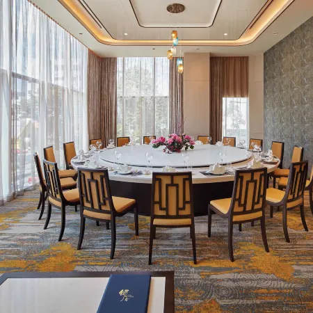 Mercure Singapore Bugis Отели рядом с достопримечательностью «Сингапурское колесо обозрения»