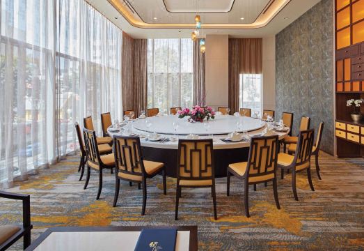 머큐어 싱가포르 부기스의 인피니티 풀 전경