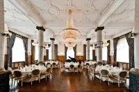 Grand Hotel les Trois Rois Hotels in Basel