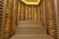 Révész Hotel, Restaurant and Rosa Spa Hotels in Gyor