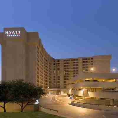 Grand Hyatt DFW Hotel Exterior